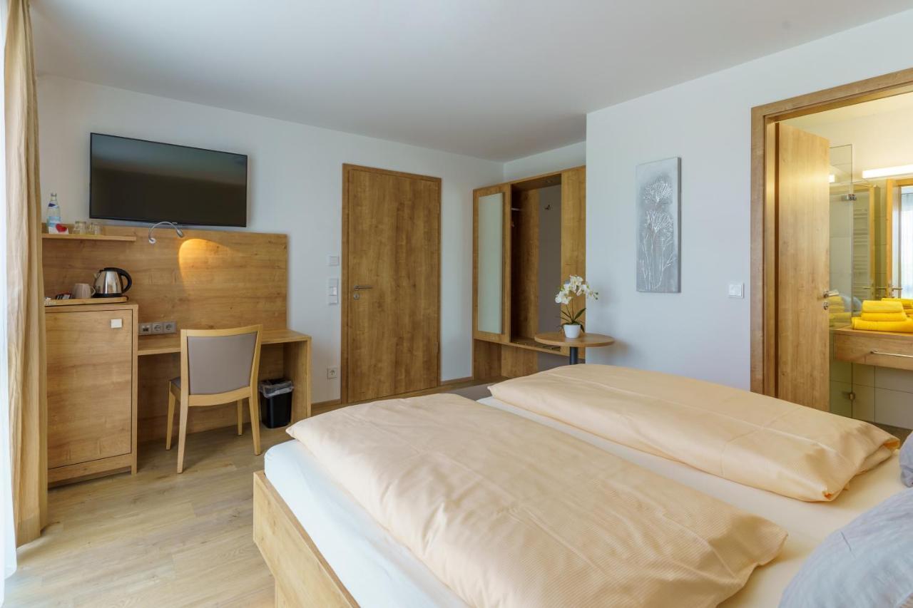 Hotel Rosenstein Heubach  Eksteriør billede