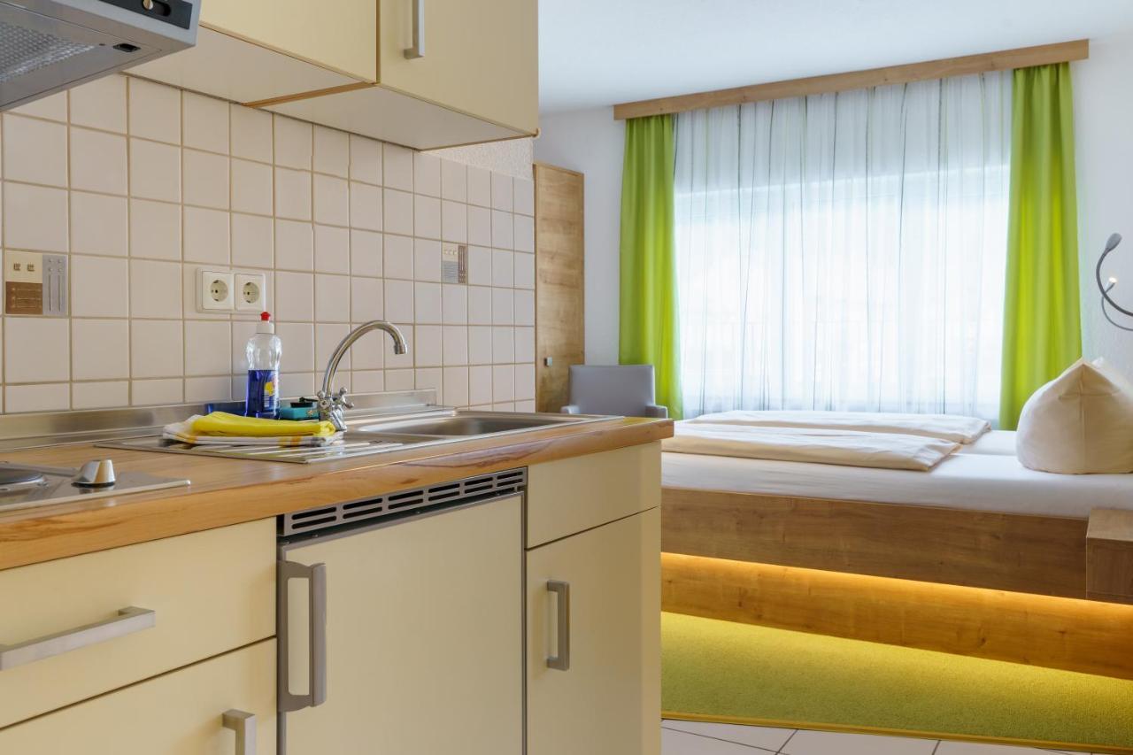 Hotel Rosenstein Heubach  Eksteriør billede