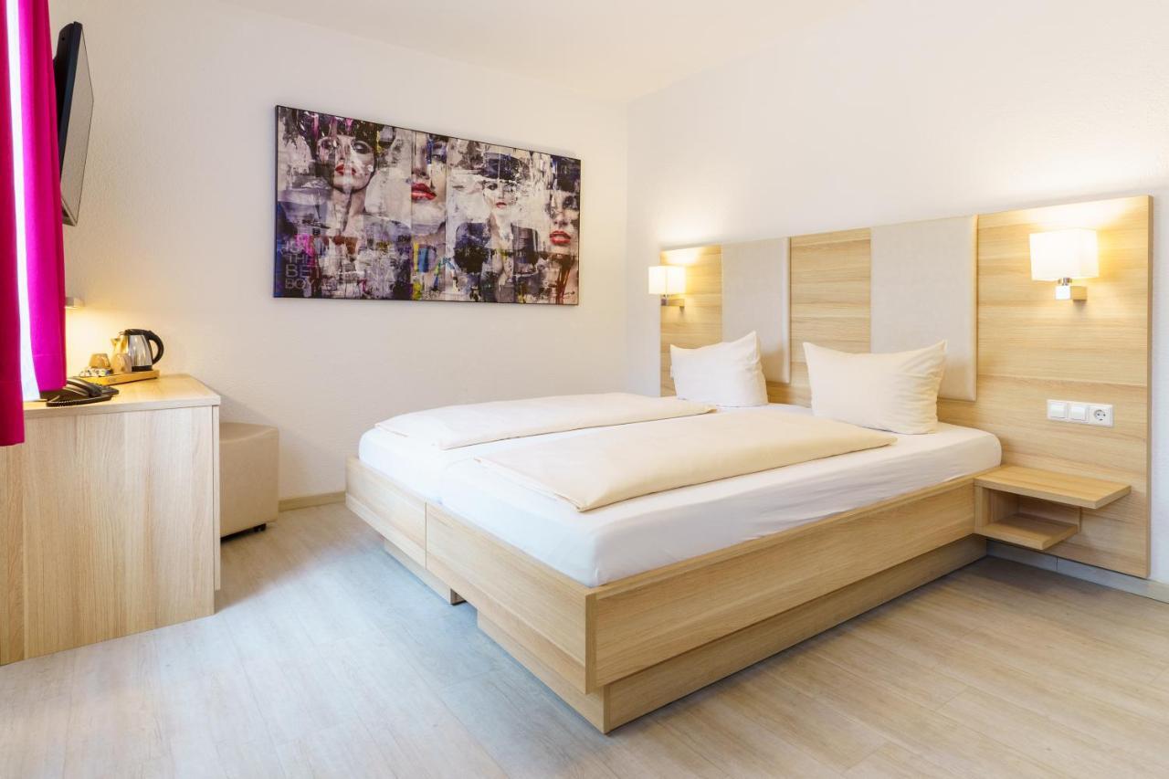 Hotel Rosenstein Heubach  Eksteriør billede