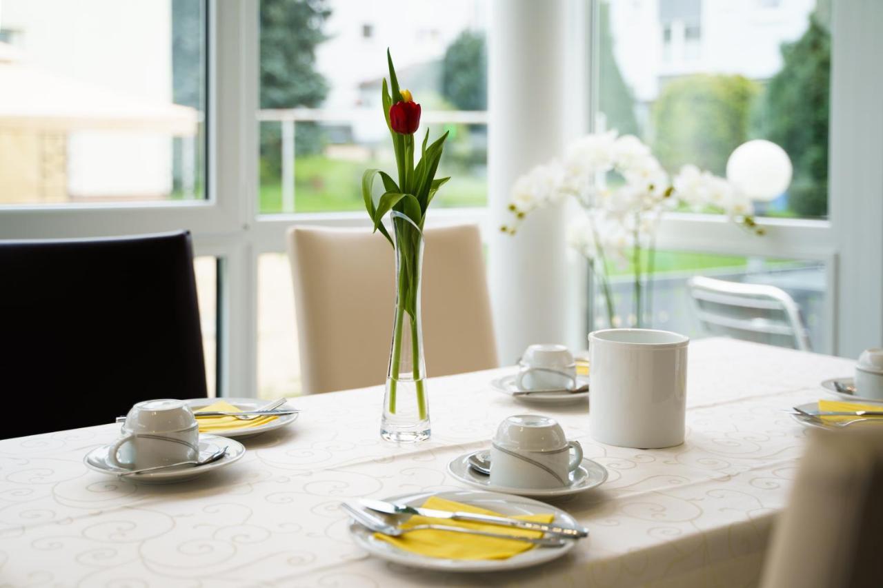 Hotel Rosenstein Heubach  Eksteriør billede