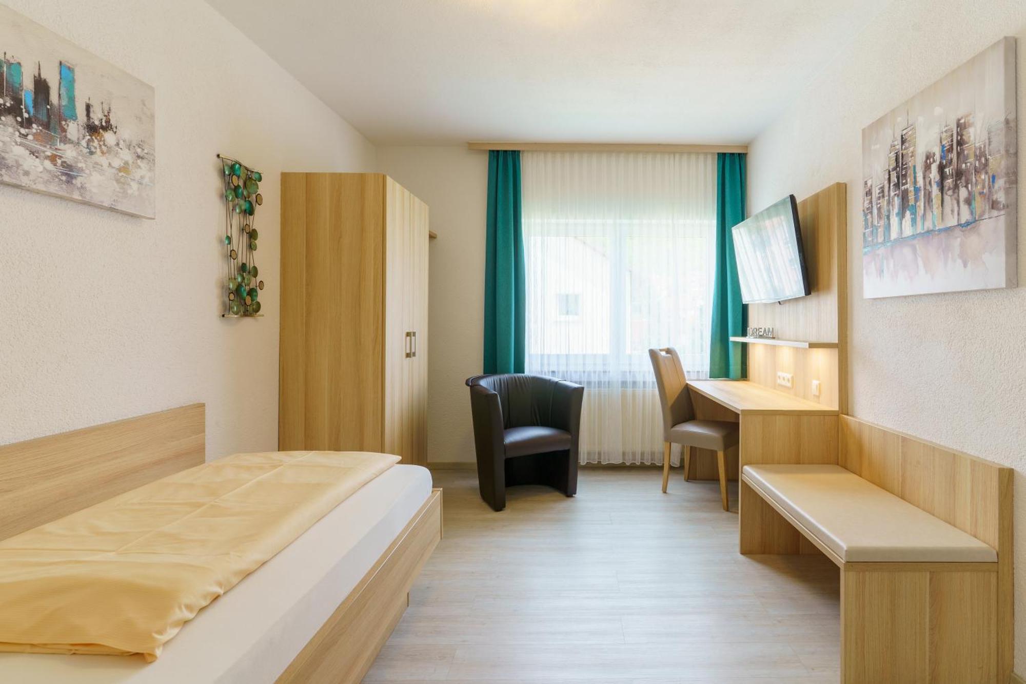 Hotel Rosenstein Heubach  Eksteriør billede