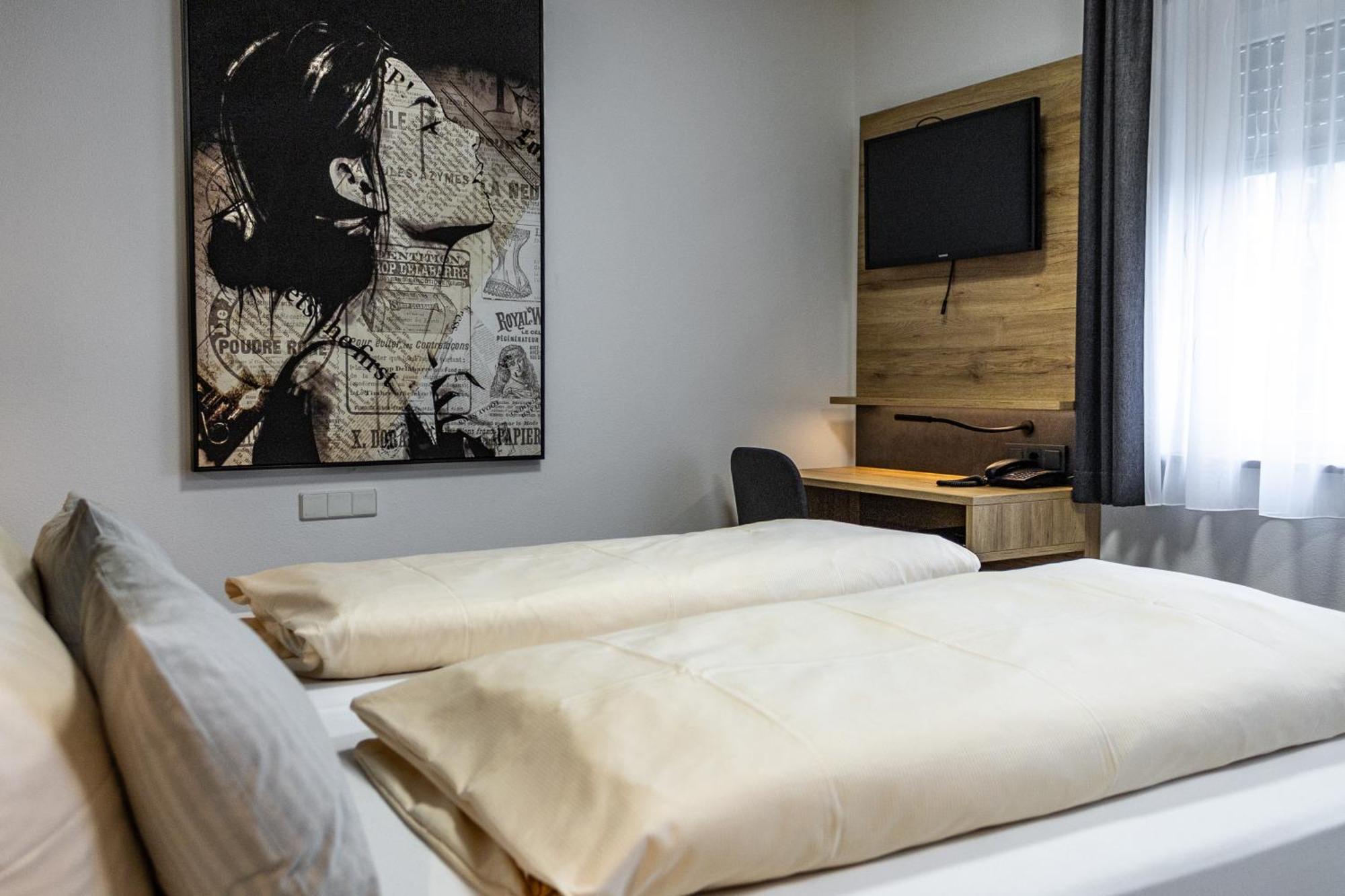 Hotel Rosenstein Heubach  Eksteriør billede